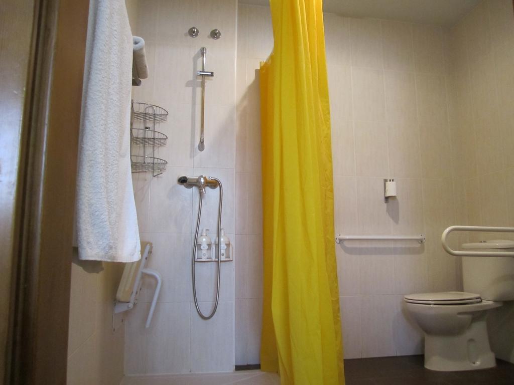 Hostal El Estudio Альманса Экстерьер фото